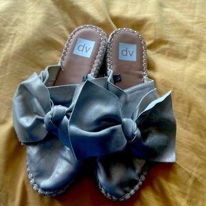 Dolce Vita mules